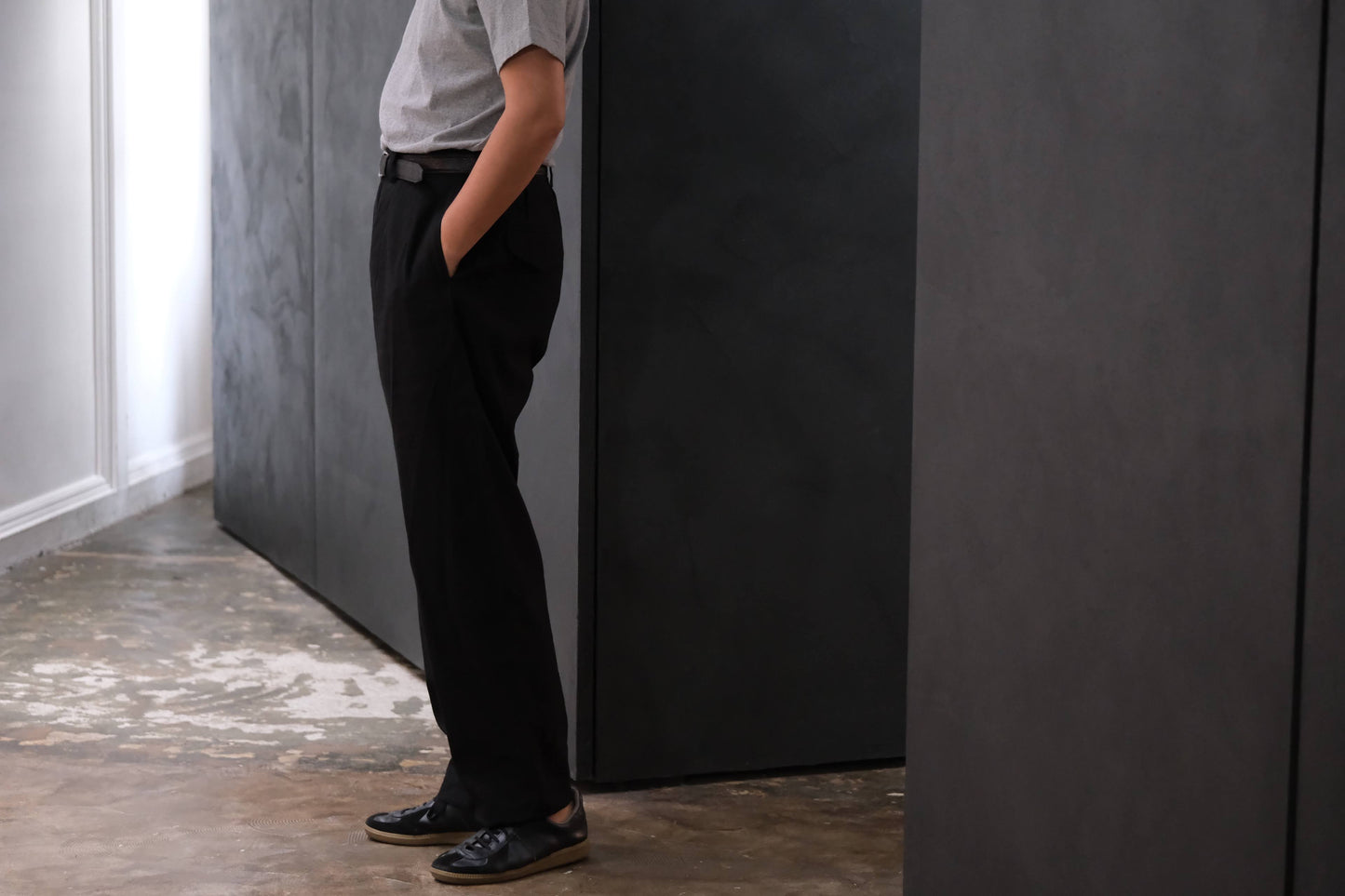 2027SS受注商品COHÉRENCE/NICOLAS/LINEN/COTTON CHEVRON/BLACK