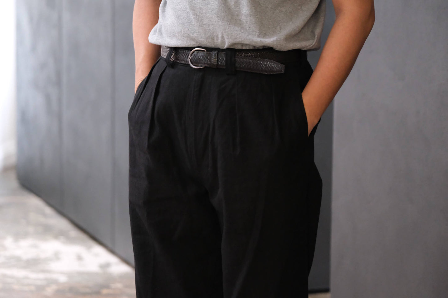 2027SS受注商品COHÉRENCE/NICOLAS/LINEN/COTTON CHEVRON/BLACK