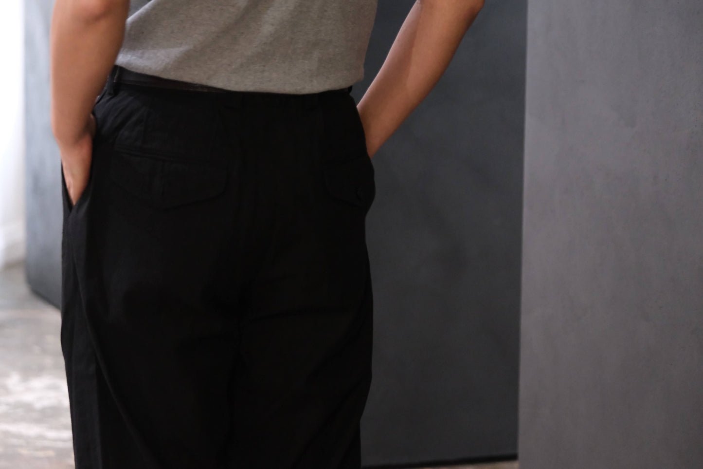 2027SS受注商品COHÉRENCE/NICOLAS/LINEN/COTTON CHEVRON/BLACK