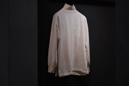 Special In Ordinary / HUN Pile High-Neck Long Sleeve / RAW (生成り）