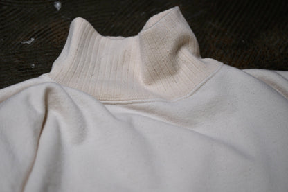 Special In Ordinary / HUN Pile High-Neck Long Sleeve / RAW (生成り）