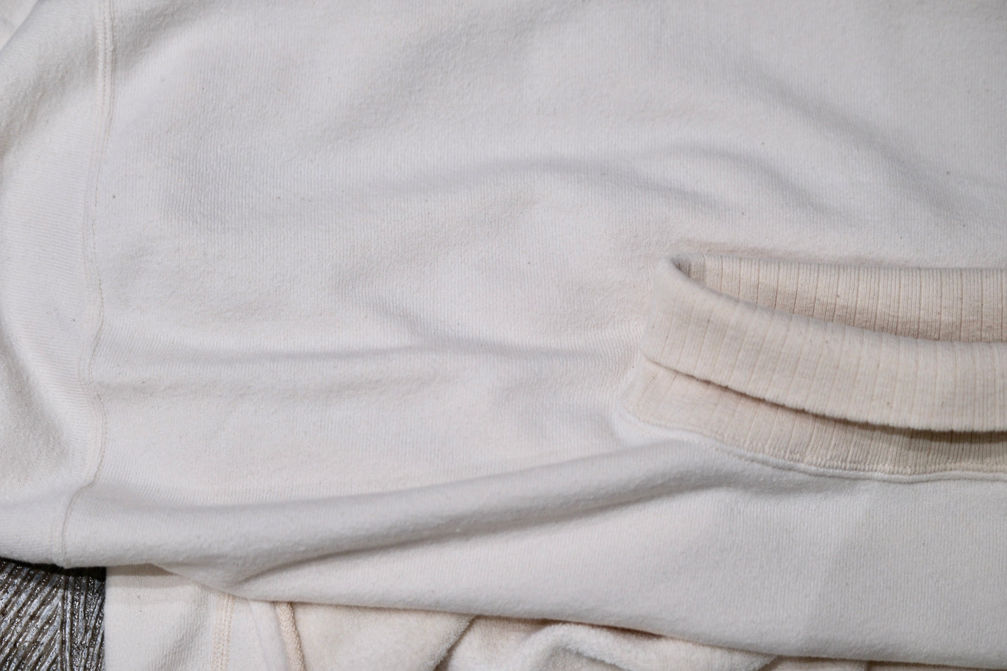 Special In Ordinary / HUN Pile High-Neck Long Sleeve / RAW (生成り）