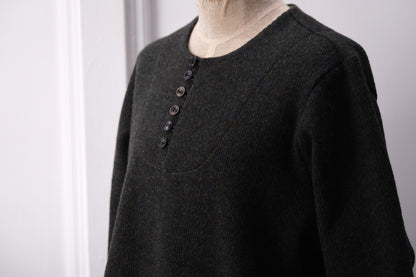 A TENTATIVE ATELIER /  Basil  /  HENRY NECK KNIT