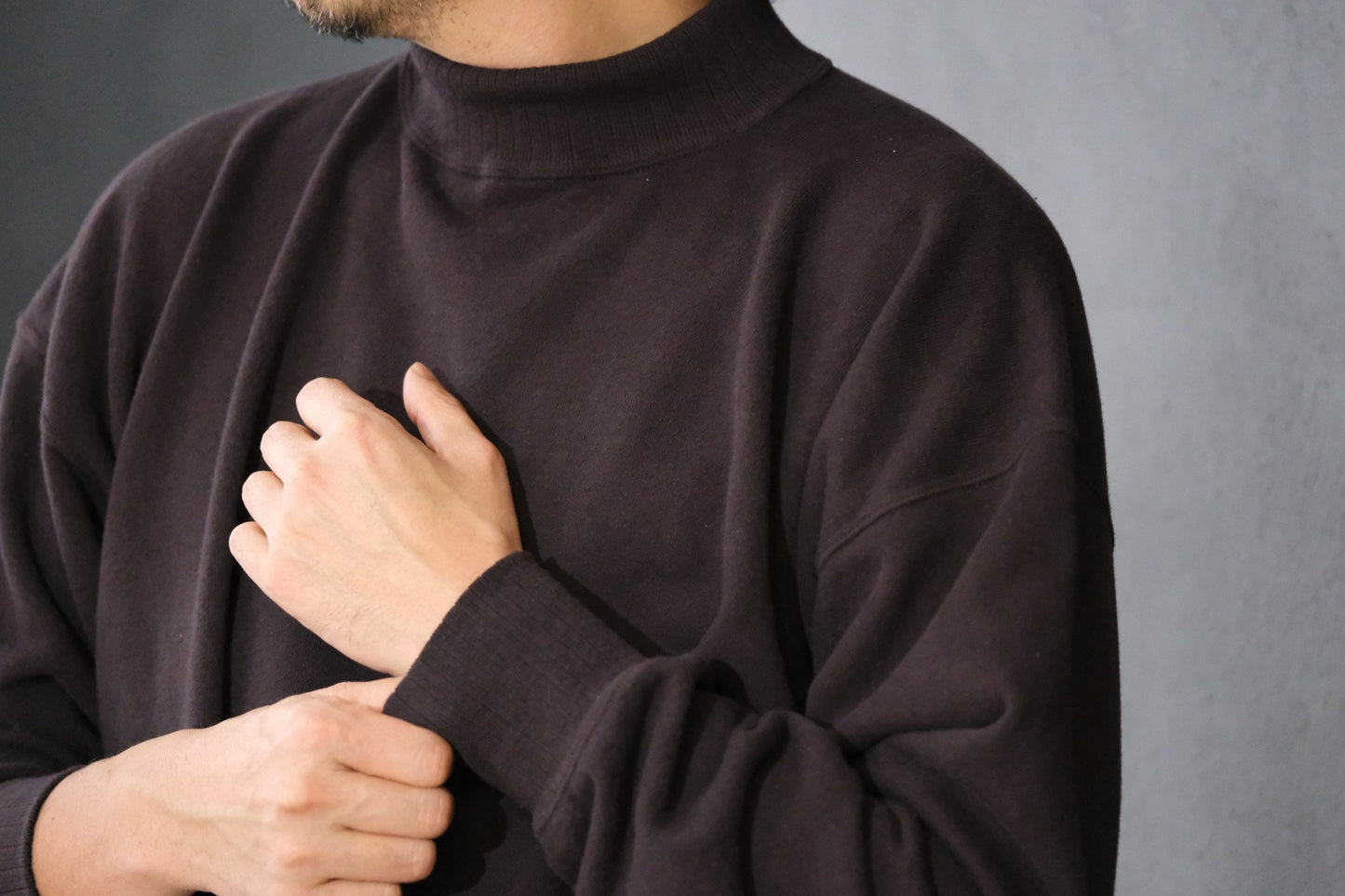 Special In Ordinary / HUN Pile High-Neck Long Sleeve / GRAPHITE (黒鉛）