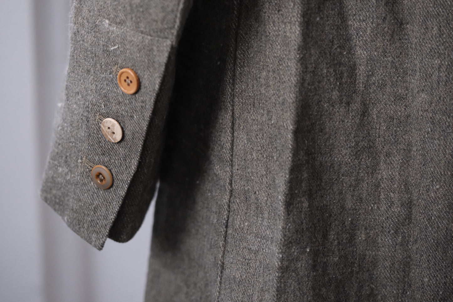 A TENTATIVE ATELIER /  Mattheus  /  DOUBLE BREAST TAILORED COAT