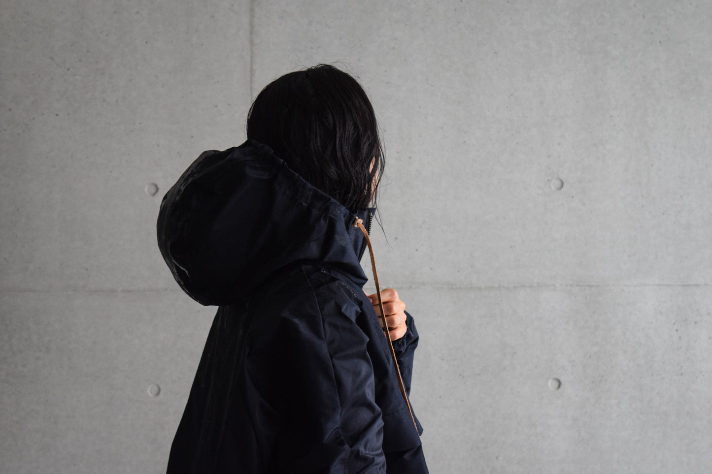 Wright. Oversized pocketable rain parka