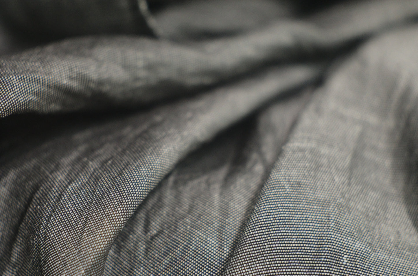 【受注商品】MINIMAL SLOPE / TOP BUTTONLESS SHIRT　(Sample Color : 無染色)