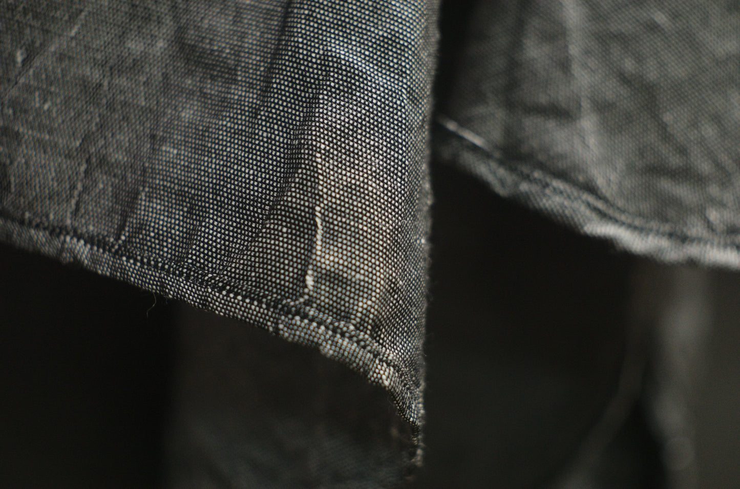 【受注商品】MINIMAL SLOPE / TOP BUTTONLESS SHIRT　(Sample Color : 無染色)