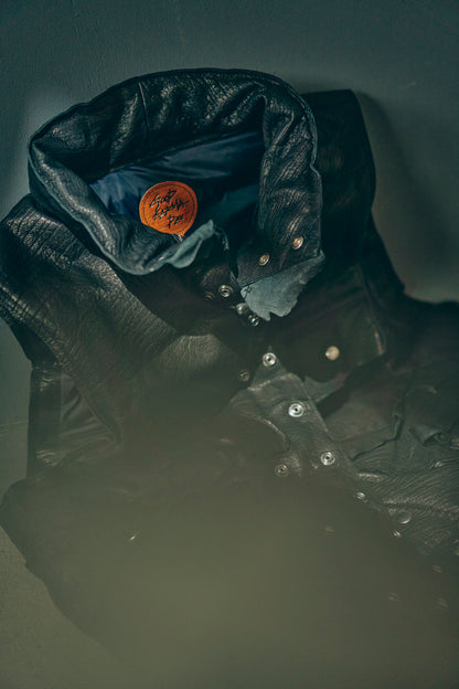 GOODKARMA DEVELOPMENT/Leather Down Vest"GRIZZLY"